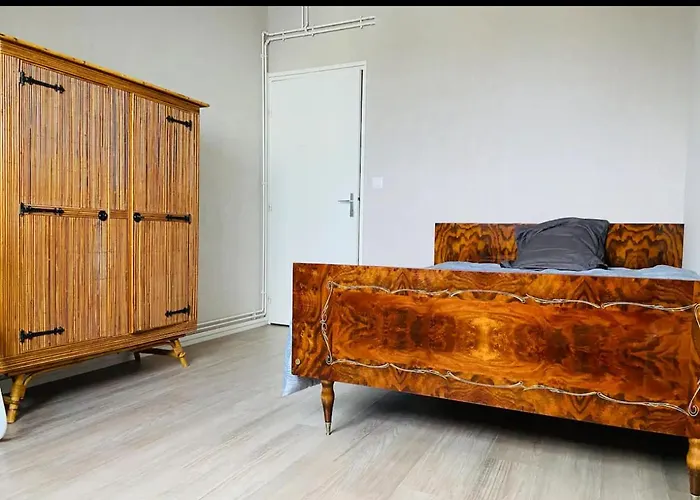 Проживание в семье Privee